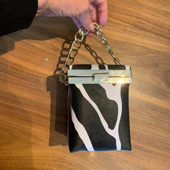 Purse, zebra print, cube shape, holds phone, EUC, hand or cross body - Picture 7 of 16